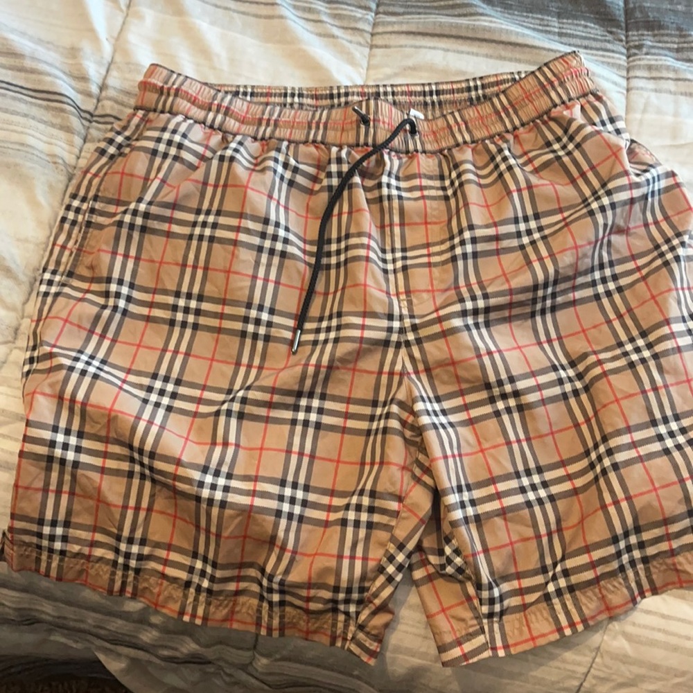Burberry shorts
